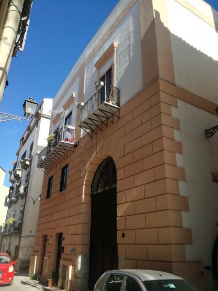 COD.0000000470 - Cattedrale Nobiliare 4 vani altezza 7 metri  